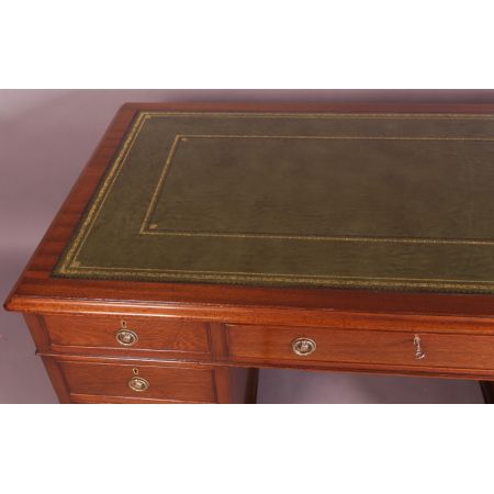 Antiker Pedestal Desk / Schreibtisch aus Mahagoni, ca 1895