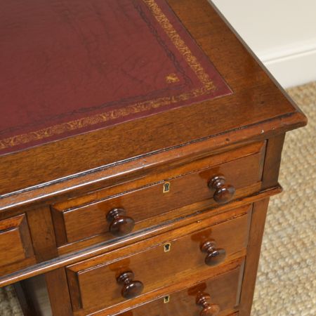 Antiker viktorianischer Pedestal Desk / Schreibtisch aus Mahagoni, ca 1870