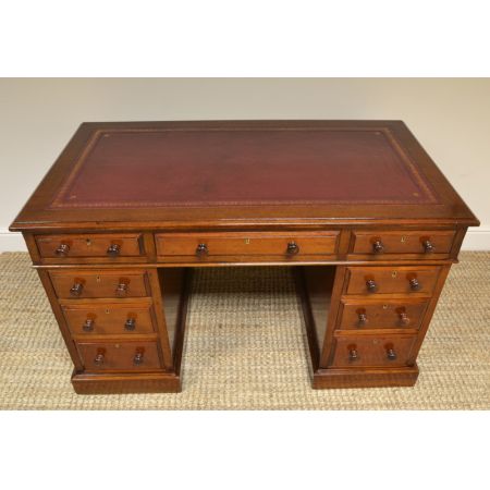 Antiker viktorianischer Pedestal Desk / Schreibtisch aus Mahagoni, ca 1870