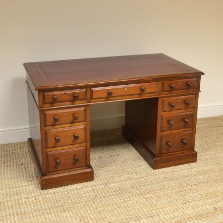 Antiker viktorianischer Pedestal Desk / Schreibtisch aus Mahagoni, ca 1870