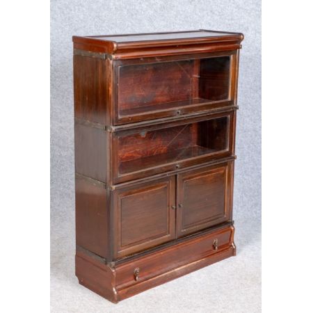 Globe Wernicke Stapelbücherschrank aus massivem Mahagoni antik