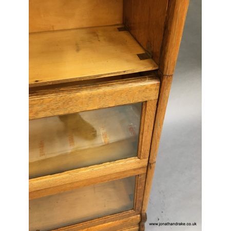 Globe Wernicke Bücherregal von Gunn antik 