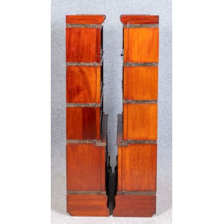 Hochwertiges Paar Mahagoni Globe Wernicke Bücherschränke 1910