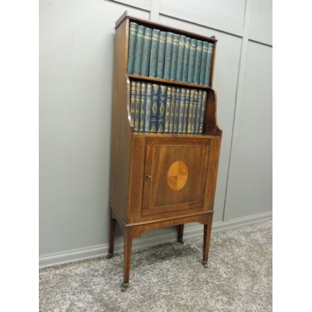 kleines edwardian inlay Bücherregal 1910