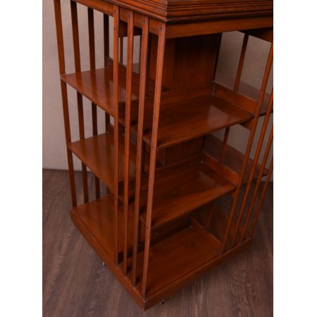 Großer Bücherschrank aus Nussbaumholz edwardianischer Stil 