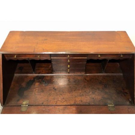 georgianisches Mahagonibureau mit Griffen im Militärstil antik