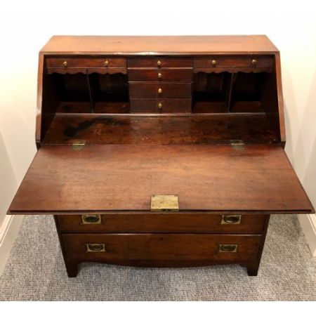 georgianisches Mahagonibureau mit Griffen im Militärstil antik