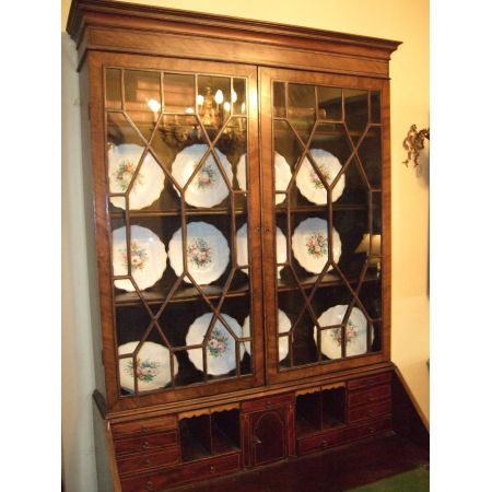 George III Sekretär mit eingebettetem Mahagoni Massivholzschrank Antik Georgianisch