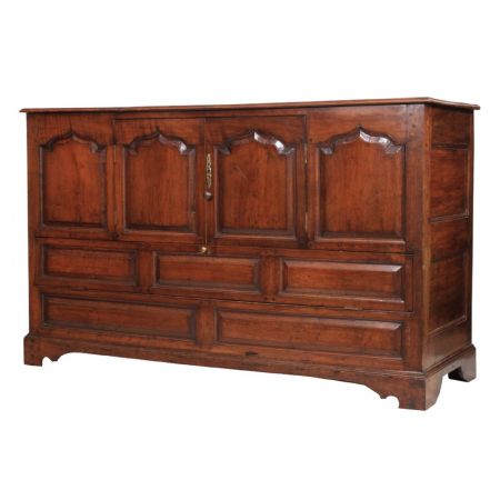 massiver Eichenschrank antik 