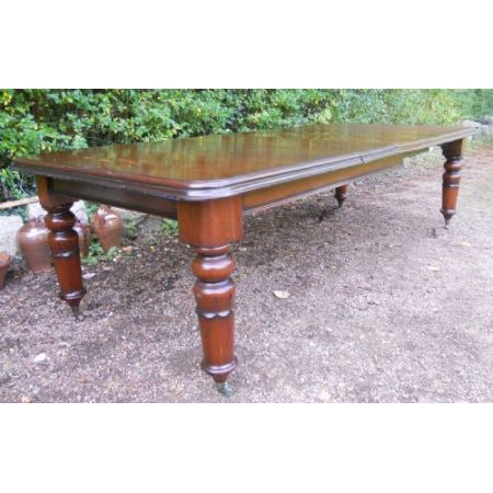 Antiker ausziehbarer Esstisch aus Mahagoni für 12 Personen,  viktorianischer Stil 