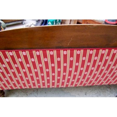 Sofa aus Mahagoni-Holz Massivholzsofa antik aus dem 19. Jahrhundert