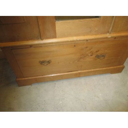 Kiefer Kleiderschrank/Garderobe antik mit