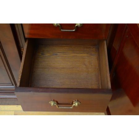 Viktorianisches  Mahagoni 3-Tür Bücherregal von John Taylor und Sohn, Edinburgh