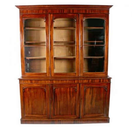 Dreitüriges Bücherregal aus viktorianischem Mahagoni massiv 