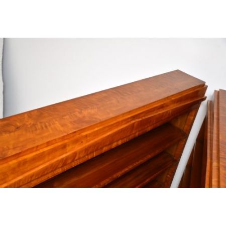 Paar antike schwedische Biedermeier Büchregale Birkenregale spätes 19. Jahrhundert