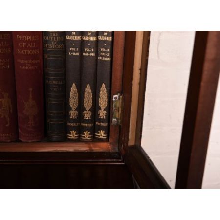 Viktorianischer Bücherschrank Massivholz antik ca 1880