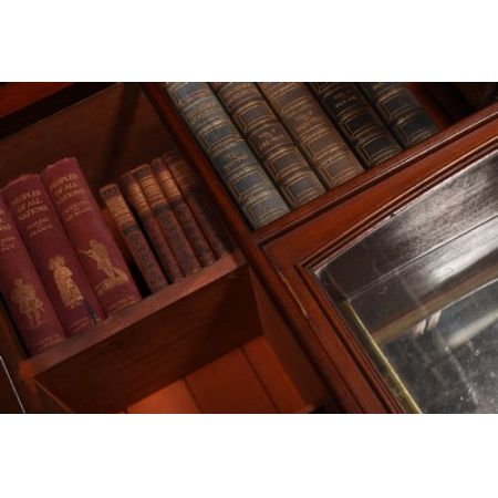 Viktorianischer Bücherschrank Massivholz antik ca 1880