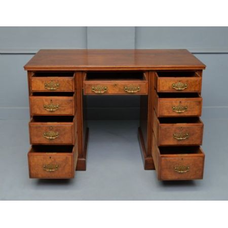 Viktorianischer Nussbaum Schreibtisch Massivholz antik ca 1880