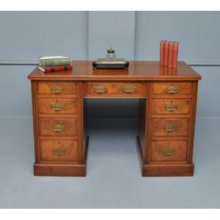Viktorianischer Nussbaum Schreibtisch Massivholz antik ca 1880