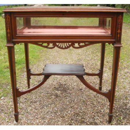 Antiker edwardianischer Vitrinen Tisch / Display Table / Bijouterie Table aus Mahagoni, ca 1900