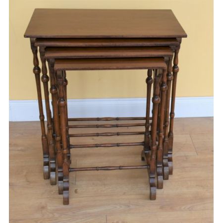 Edwardianische Mahagoni Tische Set Massivholz antik ca 1890