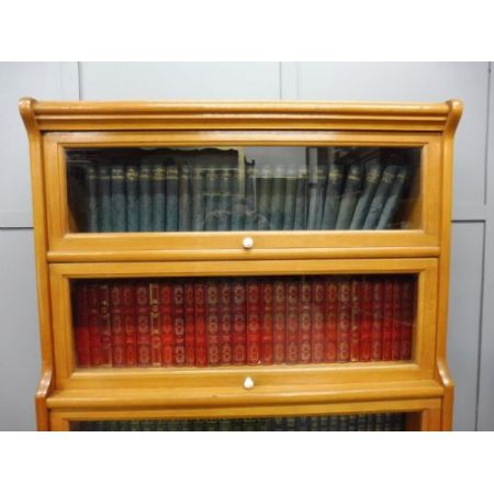 antikes edwardianisches 4 Ebenen Lawyers  Bücherregal