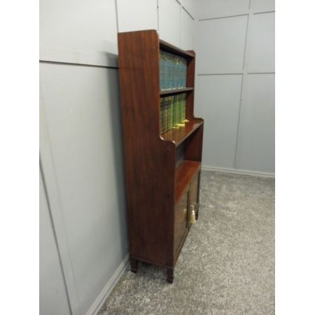 Wasserfall Bücherregal antik Mahaghoni Massivholzschrank, spätes 19. Jahrhundert