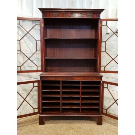 antikes astragal glasiertes Anwalt-Bücherregal aus Mahagoni c1920
