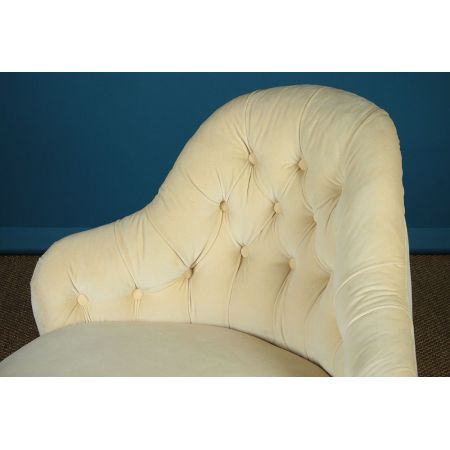 Paar antiker gepolsterter Schlafzimmerstühle aus Nussbaum um 1860, Mitte 19. Jhr.