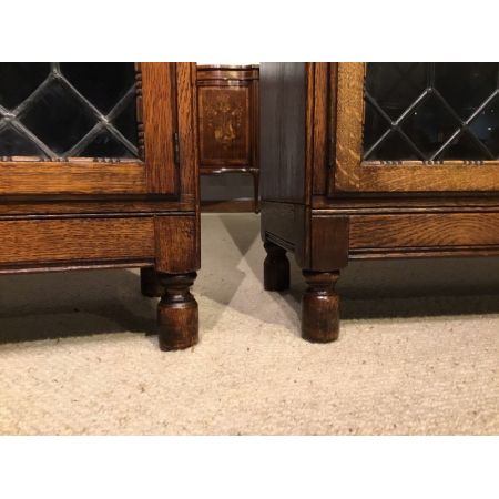 Zwei Eichen Bücherschränke Massivholz antik ca 1920