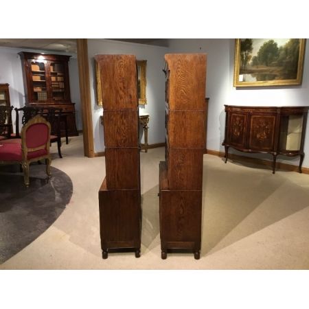 Zwei Eichen Bücherschränke Massivholz antik ca 1920