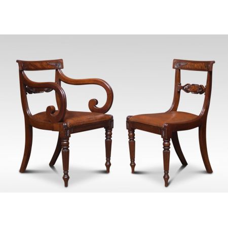 Satz aus 8 antiken William IV Mahagoni Esszimmerstühlen