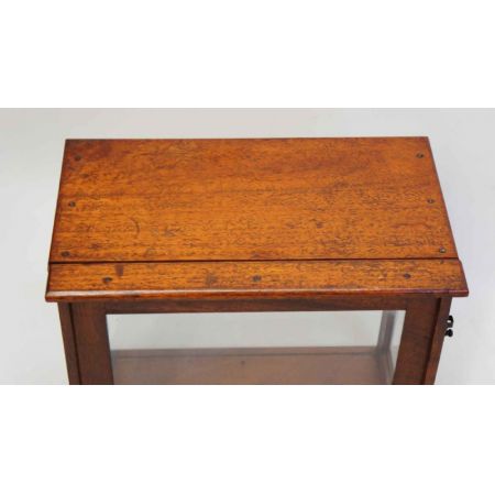 antike verglaste Tischvitrine, glasierte Oberfläche,  aus dem frühen 20. Jahrhundert