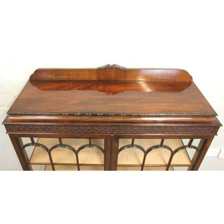 antike Mahagonivitrine