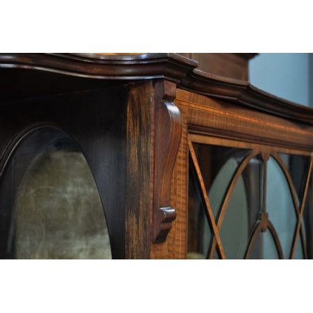 Große perfekte antike Vitrine Glasvitrine Mahagoni, sehr frühes 20. Jahrhundert