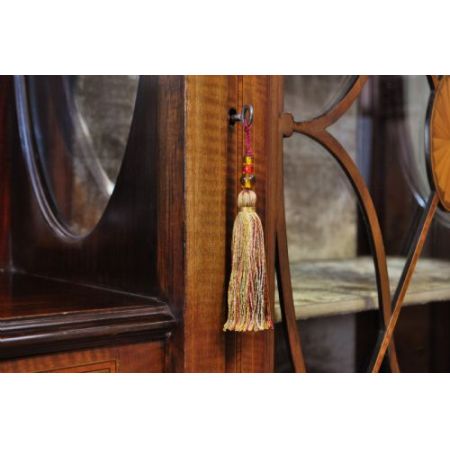 Große perfekte antike Vitrine Glasvitrine Mahagoni, sehr frühes 20. Jahrhundert