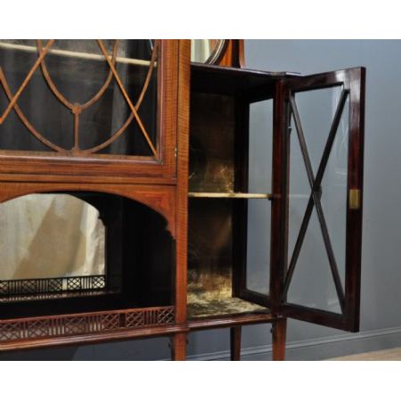 Große perfekte antike Vitrine Glasvitrine Mahagoni, sehr frühes 20. Jahrhundert