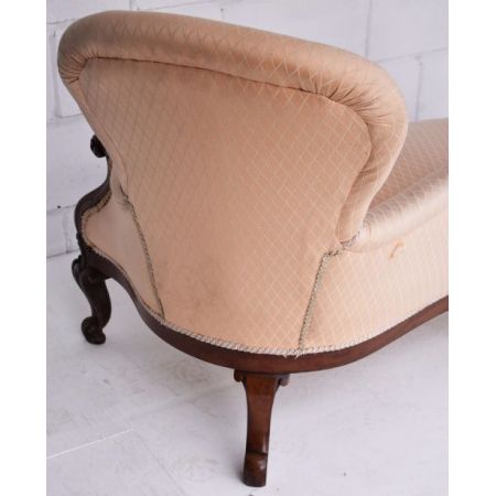 Antikes viktorianisches Doppelsofa aus einem Mahagonirahmen 