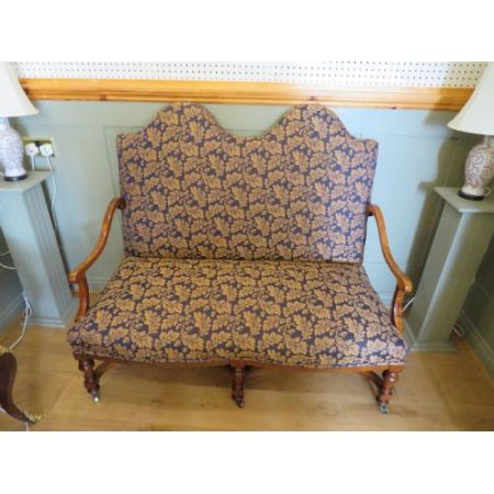 Antikes viktorianisches "Hump Back" / "Camel Back" Sofa aus dem 19. Jahrhundert 