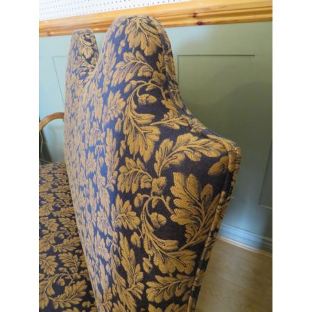 Antikes viktorianisches "Hump Back" / "Camel Back" Sofa aus dem 19. Jahrhundert 