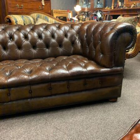 Antikes Chesterfield Sofa Leder Massivholz ca 1930