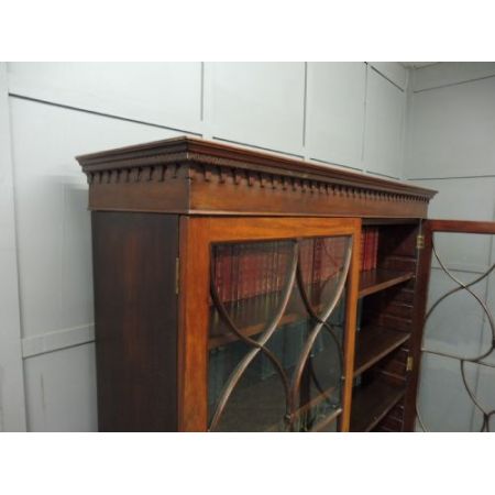 Großer Mahagoni Bücherschrank Massivholz antik ca 19. Jahrhundert