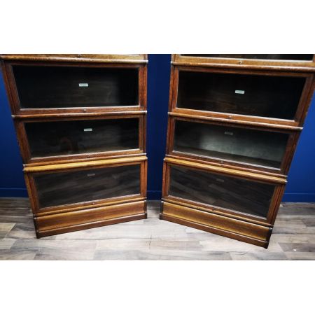 Schönes antikes Paar "Barristers" Eichenbücherschränke, von Globe Wernicke, circa 1900