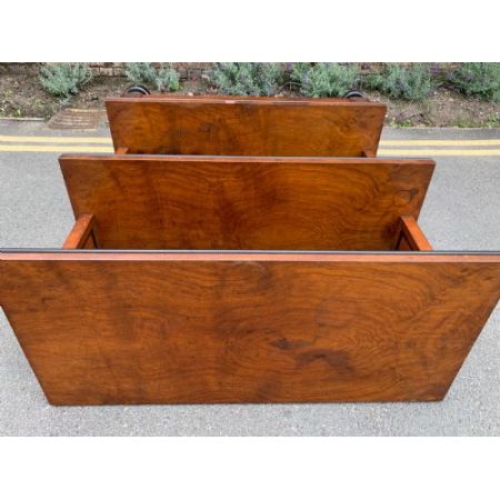 Antikes Eichenbuffet, ebonisiert, aus dem 19. Jahrhundert