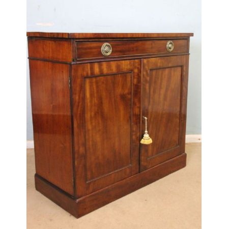 viktorianisches antikes Mahagonisideboard