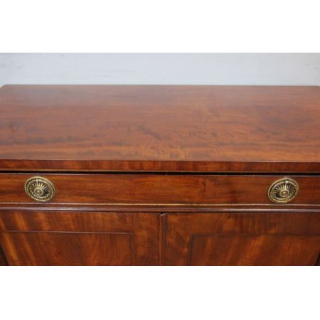 viktorianisches antikes Mahagonisideboard