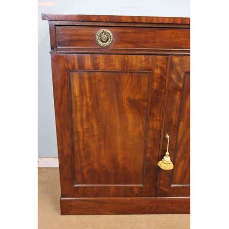 viktorianisches antikes Mahagonisideboard