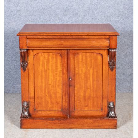 viktorianisches antikes  Mahagonisideboard, Chiffonnier