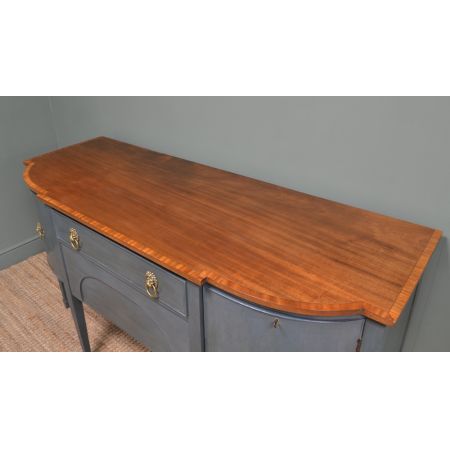 Antikes viktorianisches lackiertes Sideboard mit "Bowfront"