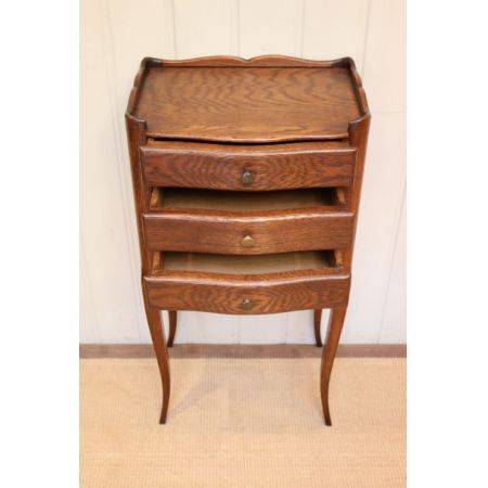 Antiker französischer Eichennachttisch, Eichenkommode aus Eichenholz